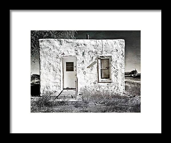 Southwest Framed Print featuring the photograph Casa de Blanco by Brad Hodges
