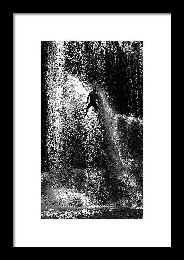 Cascade Framed Print featuring the photograph Cascading by Guillermo Rodriguez
