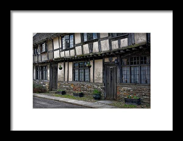 Cerne Abbey Framed Print featuring the photograph Cerne Abbey Rectory by Peggy Dietz