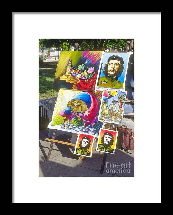 Havana Cuba Framed Print featuring the photograph Che Guevara and other Artwork by Bob Phillips