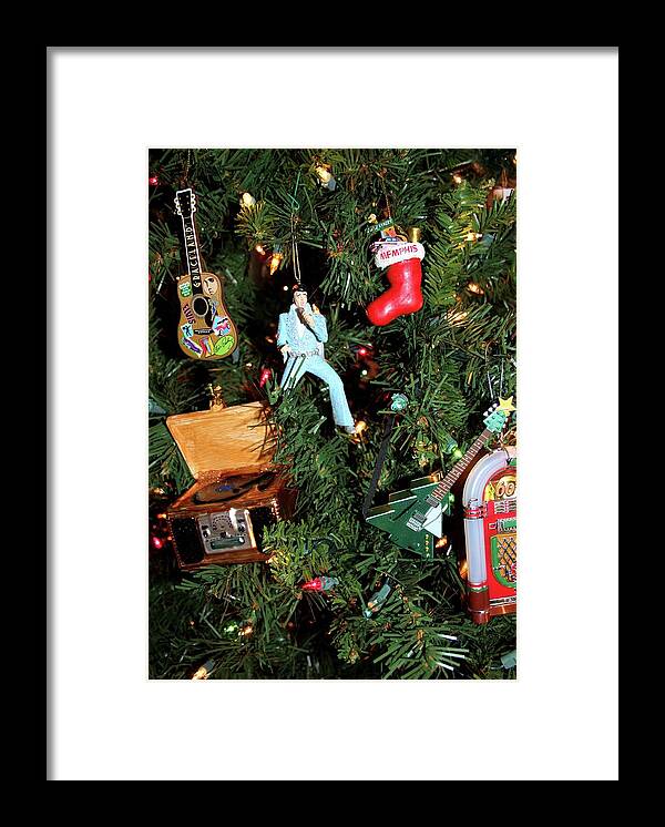 Christmas Framed Print featuring the photograph Christmas in Memphis by Robert Wilder Jr