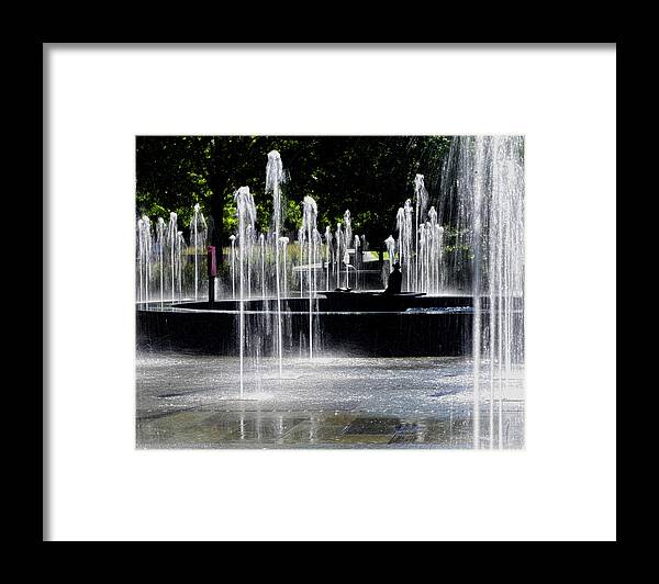 Fountain Framed Print featuring the photograph City Park by Kevin Duke