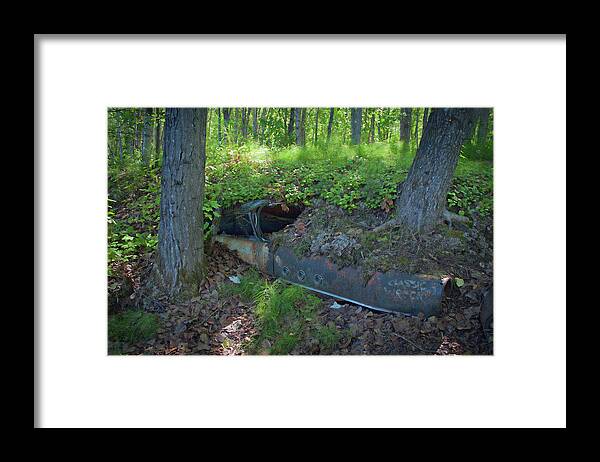 Nature Framed Print featuring the photograph Classic Wreck by Cathy Mahnke
