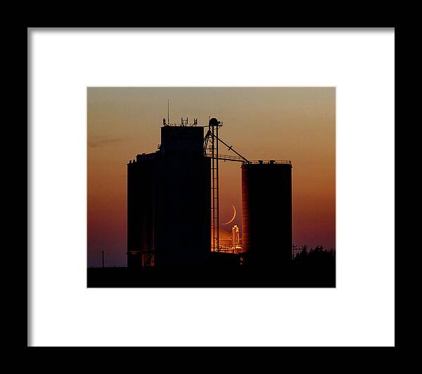 Kansas Framed Print featuring the photograph Crescent moon at Laird 08 by Rob Graham