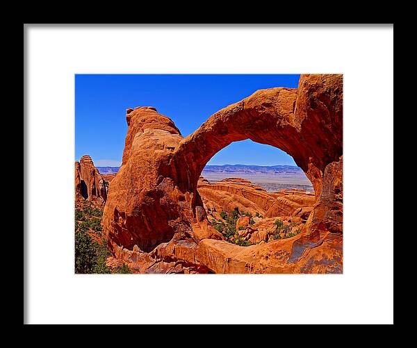 Double O Arch Framed Print featuring the photograph Double O Arch Landscape by Scott McGuire