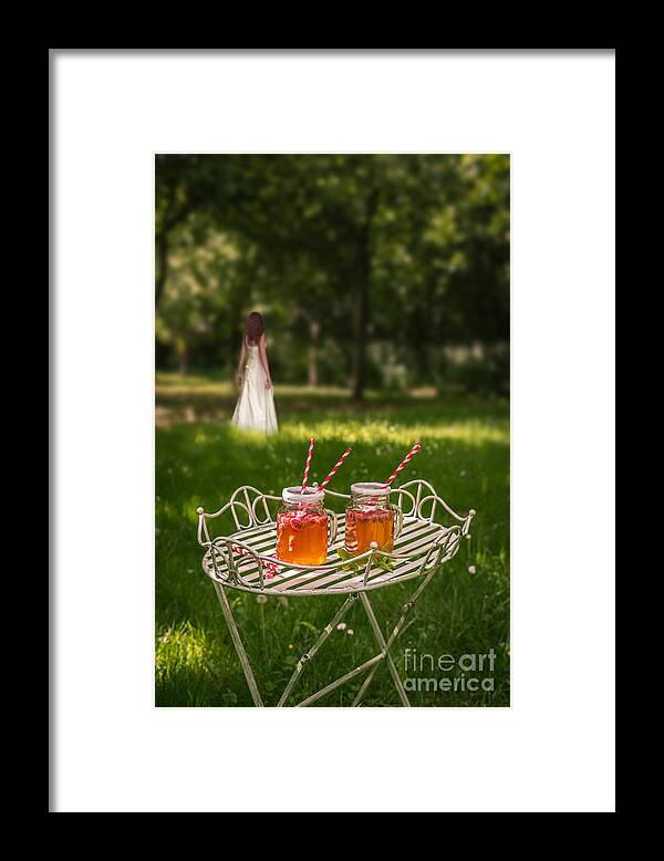 Drinks Framed Print featuring the photograph Drinks In The Park by Amanda Elwell