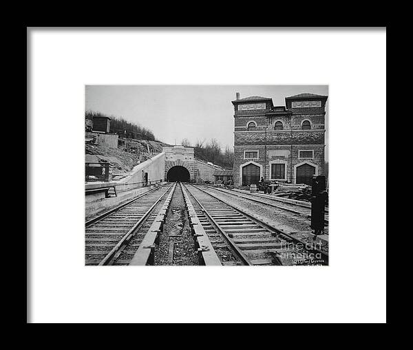 Dyckman Framed Print featuring the photograph Dyckman Street Station by Cole Thompson