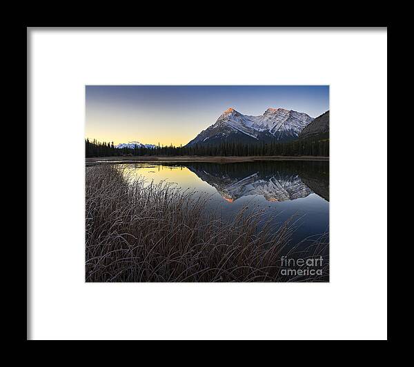 Landscape Framed Print featuring the photograph Elliott Peak at First Light by Royce Howland