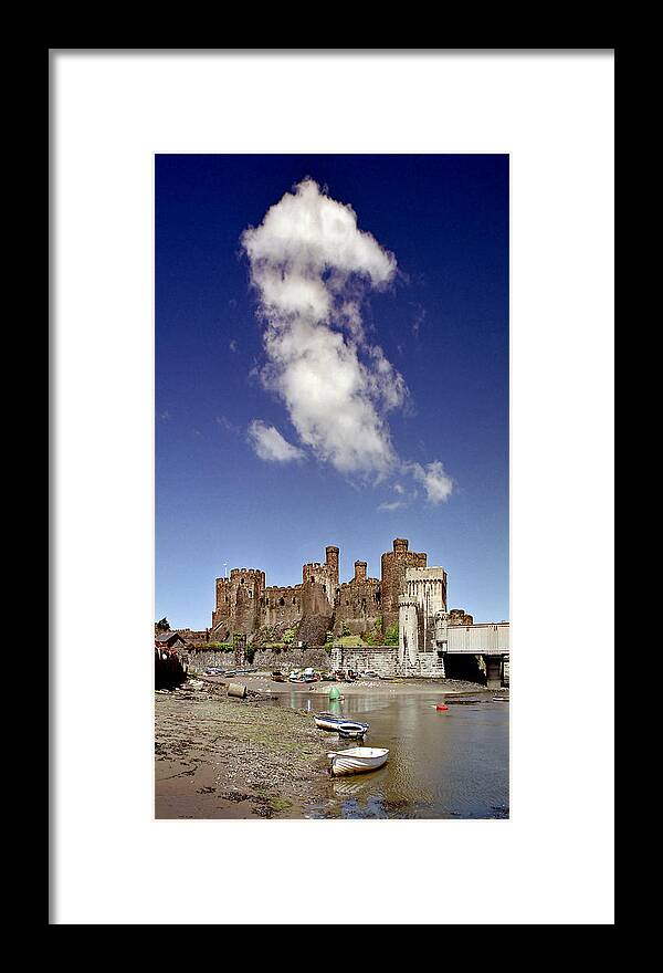 Landscape Framed Print featuring the photograph Flying Dragon Conwy Castle by Peter OReilly