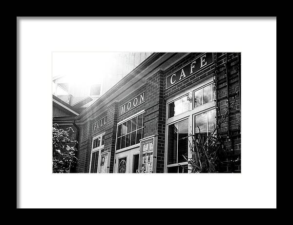 Manteo Framed Print featuring the photograph Full Moon Cafe by David Sutton