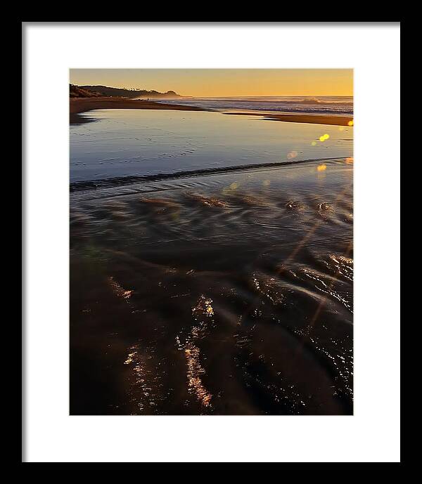 Landscape Framed Print featuring the photograph Gleneden Sunset 6836 by Jerry Sodorff