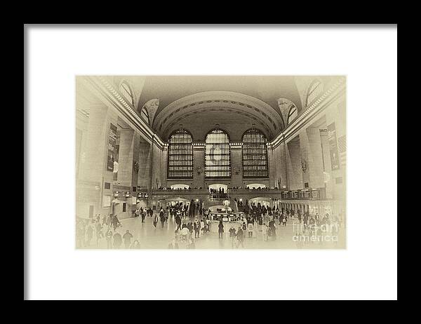 Grand Central Station Framed Print featuring the photograph Grand Central Terminal Vintage by Steve Purnell
