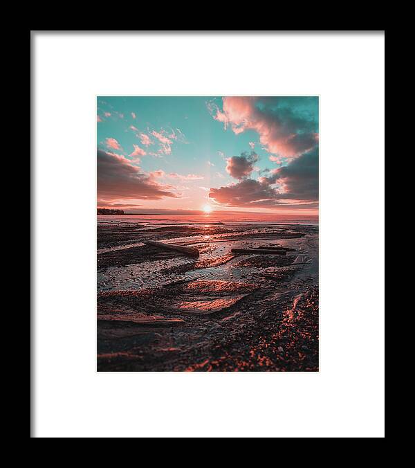Sunset Framed Print featuring the photograph Hamburg Beach Sunset by Dave Niedbala