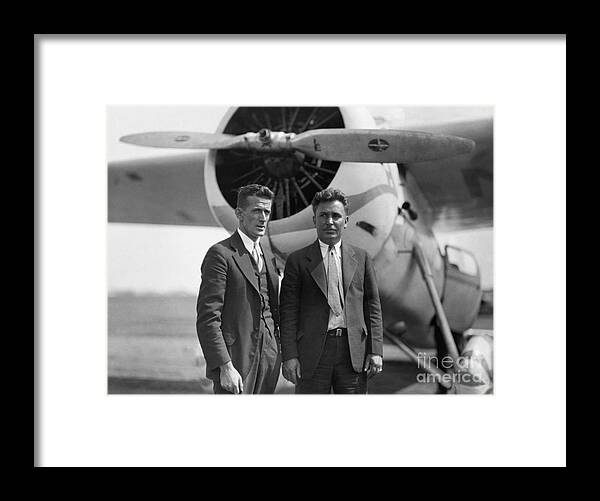 Portrait Framed Print featuring the photograph Harold Gatty & Wiley Post by Photo Researchers, Inc.