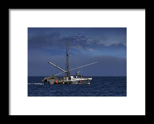 Sandra M Framed Print featuring the photograph Heading Home by Randy Hall