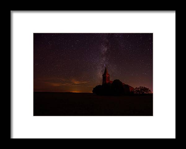 Milky Way Framed Print featuring the photograph Heavenly by Jonathan Davison