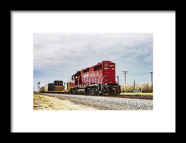 Freight Trains Framed Print featuring the photograph Hlcx1824 by Jim Thompson