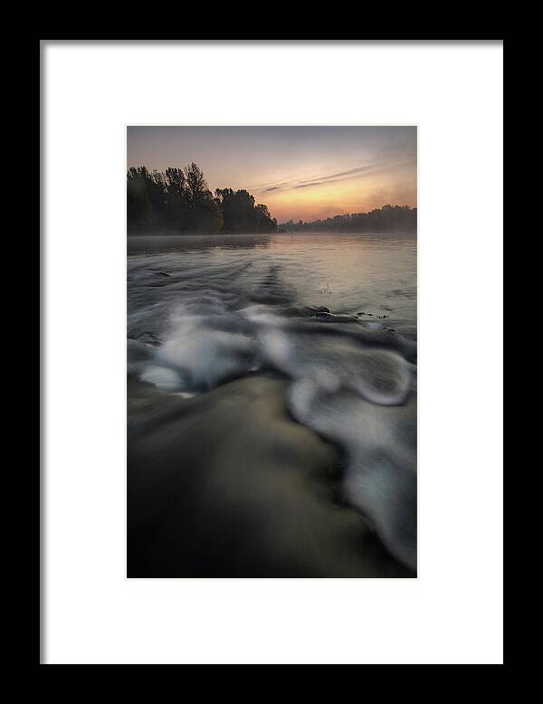 Landscape Framed Print featuring the photograph Into dawn by Davorin Mance