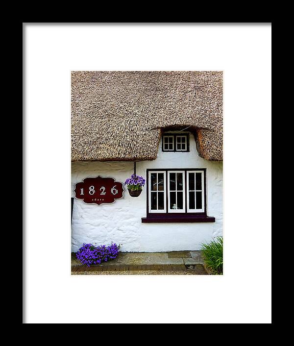 Ireland Framed Print featuring the photograph Ireland cottage by Sue Morris