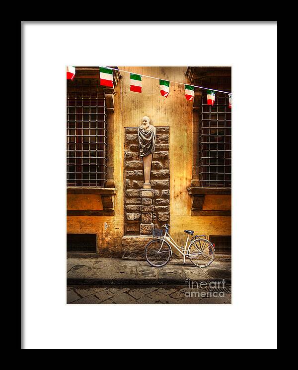 Bicycle Framed Print featuring the photograph Italia Cential Bicycle by Craig J Satterlee
