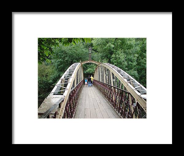 Jubilee Bridge Framed Print featuring the photograph Jubilee Bridge, Matlock Bath by Rod Johnson