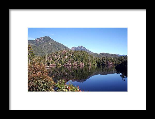 Lake Framed Print featuring the photograph Kenedy Lake LA1003 by Mary Gaines