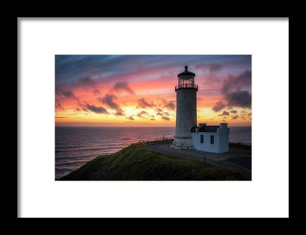 North Head Lighthouse Framed Print featuring the photograph Lasting Light by Ryan Manuel