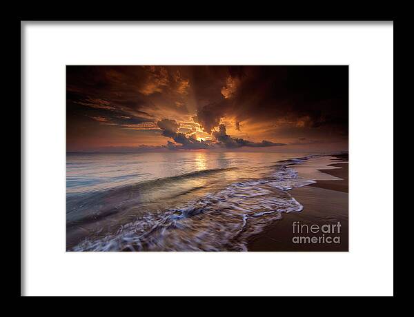 Beach Framed Print featuring the photograph Lido Magico by Marco Crupi