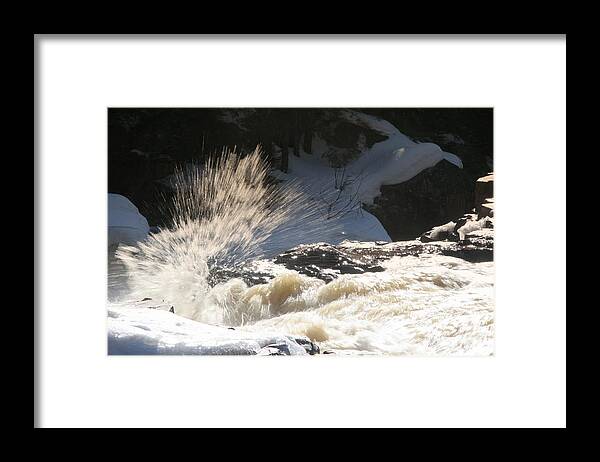 Winter Framed Print featuring the photograph Make a Splash 1 by Frank Guemmer