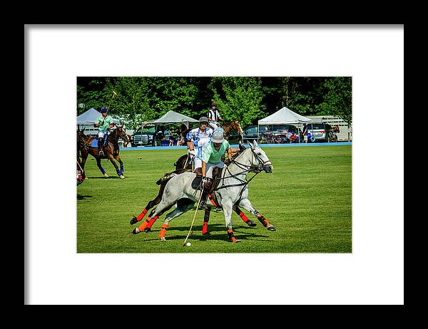 Banbury Cross Framed Print featuring the photograph Making Contact by Sarah M Taylor
