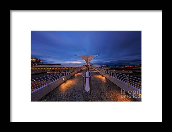 City Framed Print featuring the photograph MAM Twilight by Andrew Slater