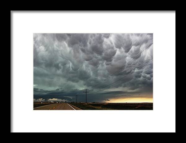 Mammatus Framed Print featuring the photograph Mammatus over Montata by Ryan Crouse
