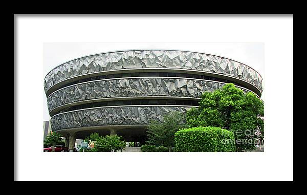 Markel Building Framed Print featuring the photograph Markel Building 1 by Randall Weidner