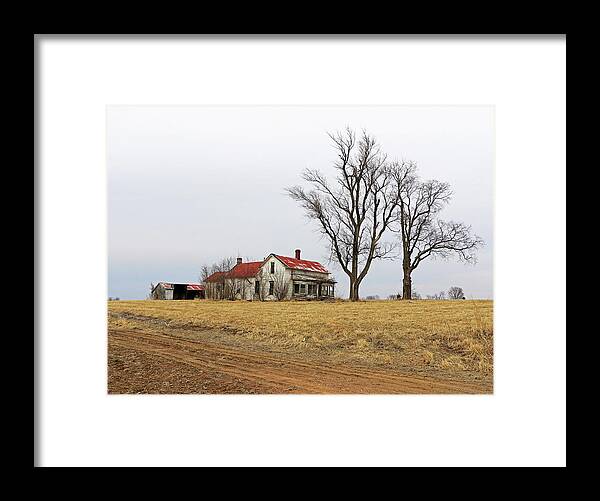 Barn Framed Print featuring the photograph Missouri Silence by Christopher McKenzie