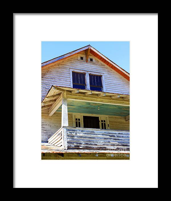 Monteith House Framed Print featuring the photograph Monteith House by Jennifer Robin
