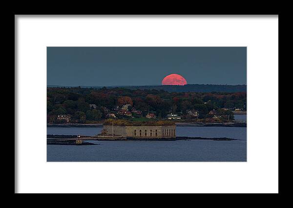 Fullmoon Framed Print featuring the photograph Moonrise over Ft. Gorges by Darryl Hendricks