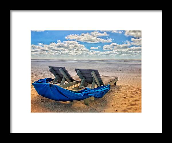 Morning Framed Print featuring the photograph Morning on the Gulf by Frank Mari