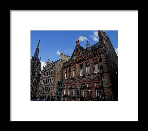 Whisky Framed Print featuring the photograph Museo del whisky Edimburgo by Eduardo Abella