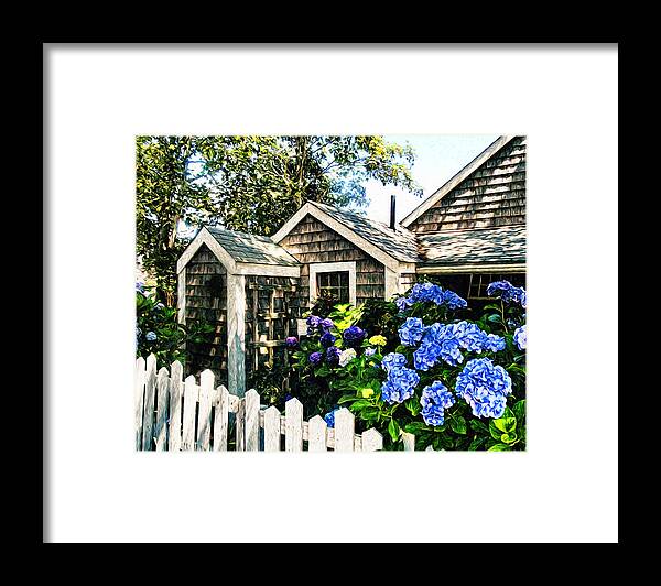 Nantucket Framed Print featuring the photograph Nantucket Cottage No.1 by Tammy Wetzel