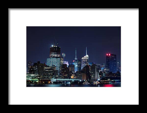 Landscape Framed Print featuring the photograph Nyc2 by Rob Dietrich