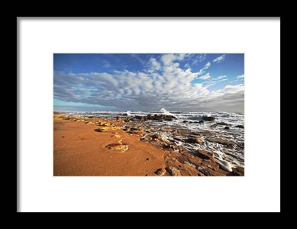 Sun Framed Print featuring the photograph Ocean View by Robert Och