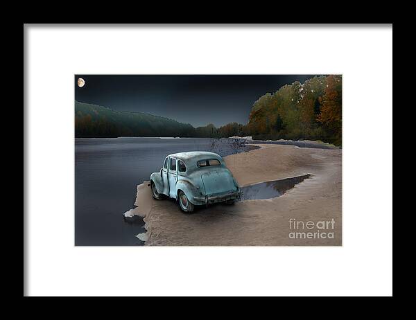 Austin Framed Print featuring the photograph On The Edge by Vivian Martin