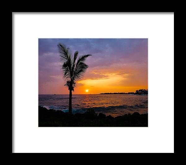 Hawaii Framed Print featuring the photograph Oneo Bay Sunset by Pamela Newcomb