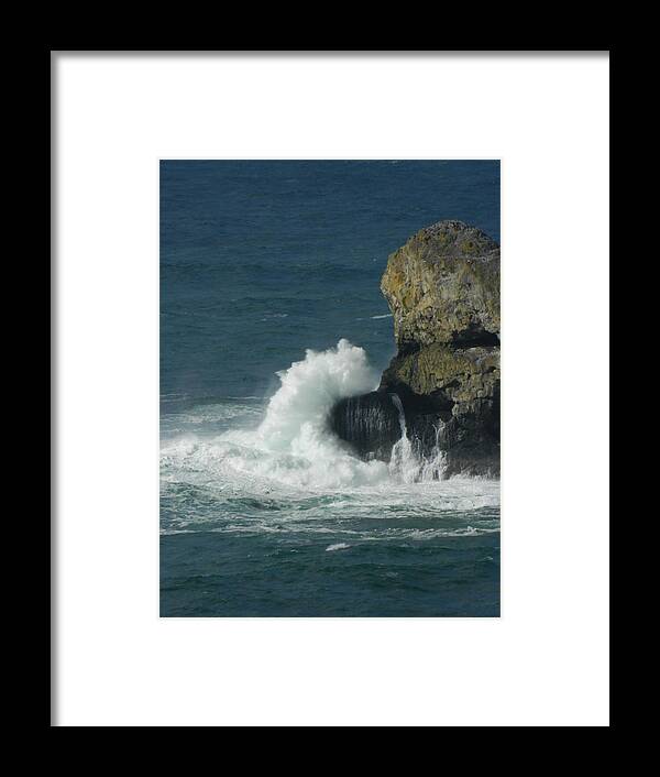 Oregon Framed Print featuring the photograph Original Splash by Gallery Of Hope 