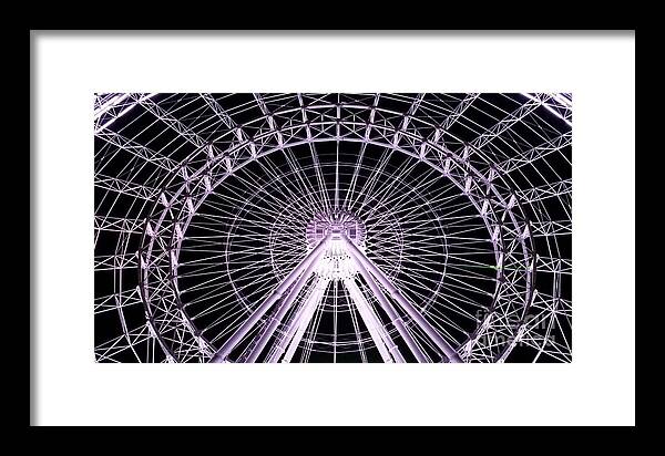 Photography Framed Print featuring the photograph Orlando Eye by Sheryl Unwin