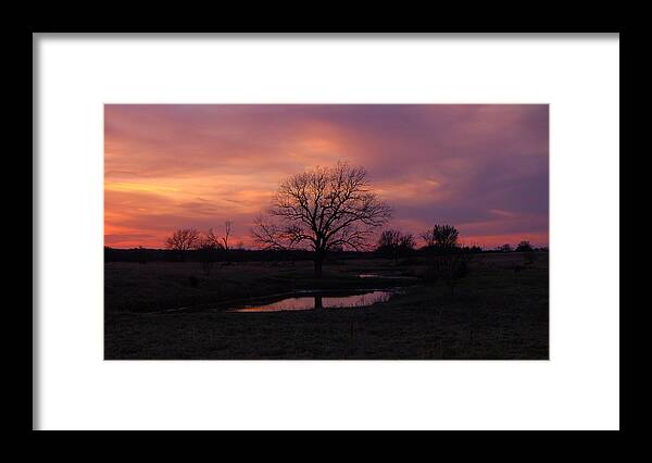 Sunset Near The Texas-oklahoma Border. Framed Print featuring the photograph Painted Sky by Ricardo J Ruiz de Porras