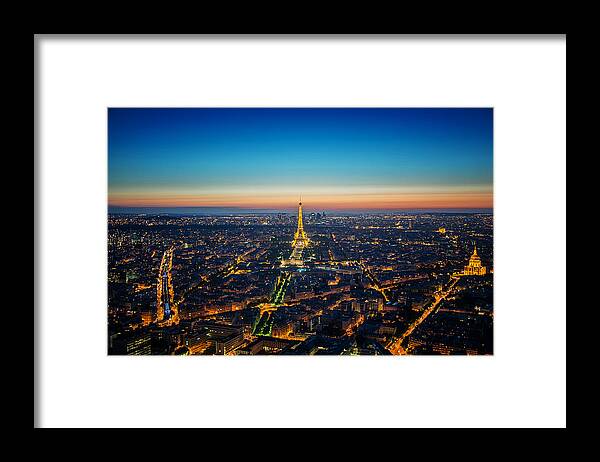 Paris Framed Print featuring the photograph Paris Sunset by Ryan Wyckoff