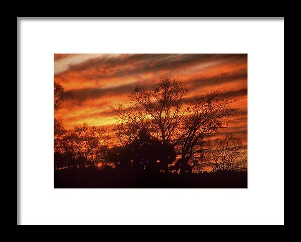 Sunset Framed Print featuring the photograph Perfect End by Rodney Lee Williams