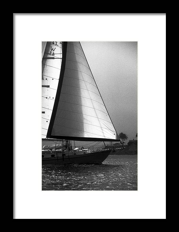 Sailing Framed Print featuring the photograph Returning Home by David Shuler