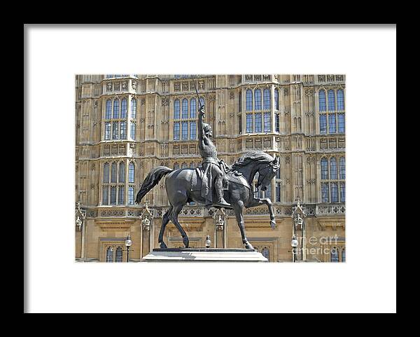 Britain Framed Print featuring the photograph Richard the Lionheart by Rod Jones